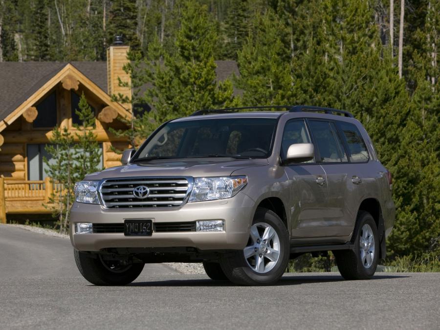  Toyota Land Cruiser 200 2007 года  (US) (фото 17 из 29)